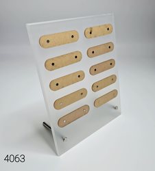 מתקן סטנד קטן לסט ציפורניים פרספקס שקוף